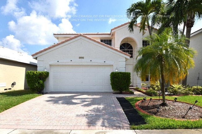 Building Photo - 2893 SW 174th Ave