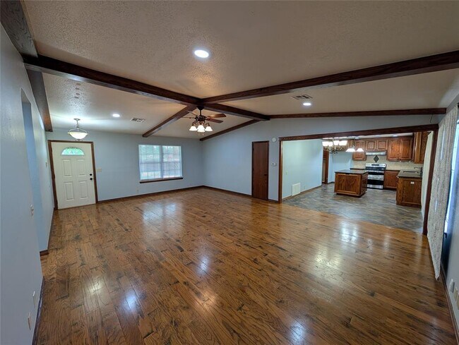 Foto del edificio - 409 SW 27th Pl