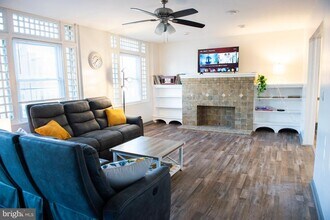 Building Photo - 3809 Ventnor Ave