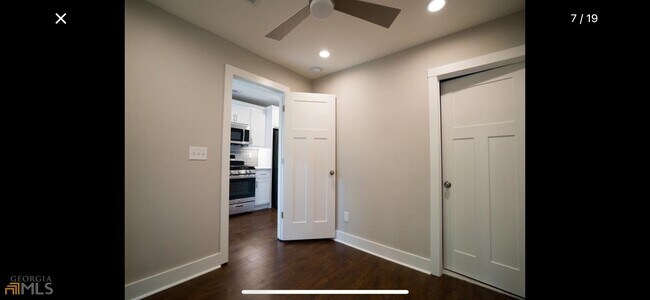 Foto del edificio - 954 Parsons St SW