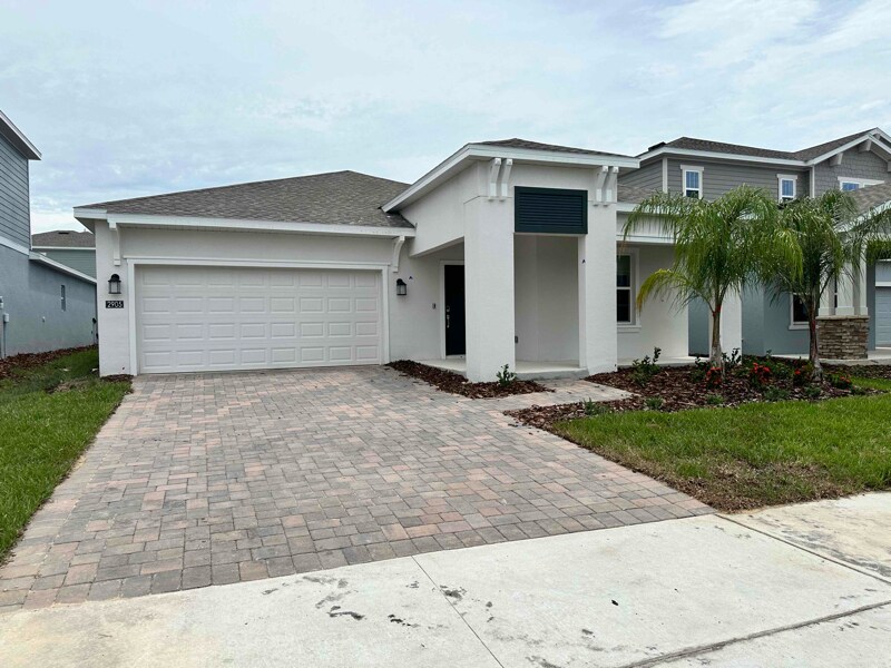 Foto principal - 2905 Armstrong Ave