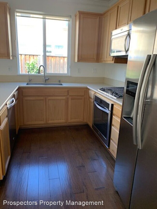 Foto del edificio - 3 br, 2.5 bath House - 125 Caspian Way
