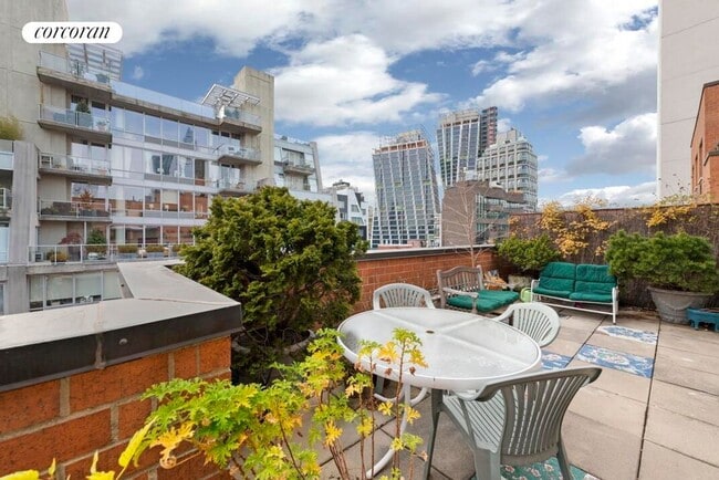 Foto del edificio - 445 W 19th St