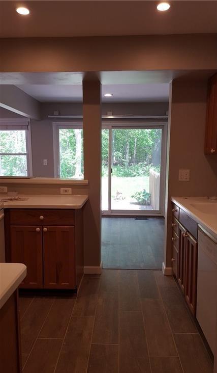 Foto del edificio - 1572 Brentwood Dr