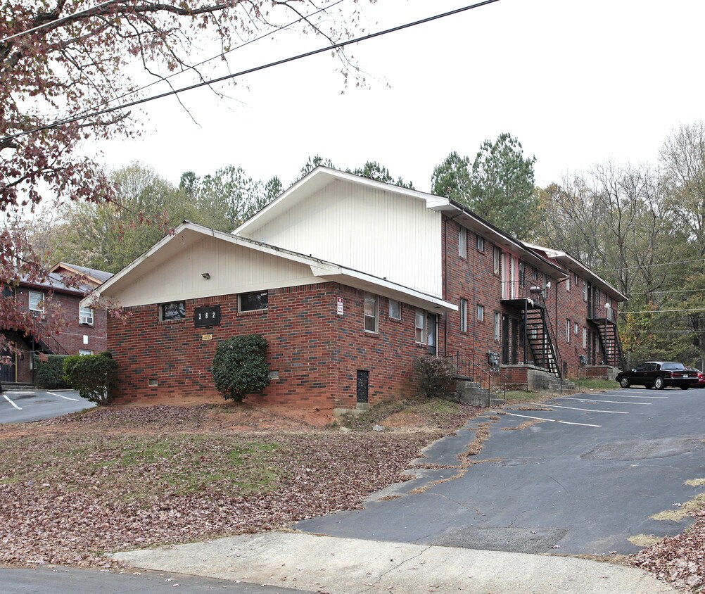 Foto del edificio - 382 Lanier St NW