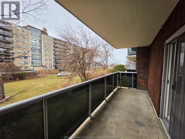 Building Photo - 3905 Riverside Dr E