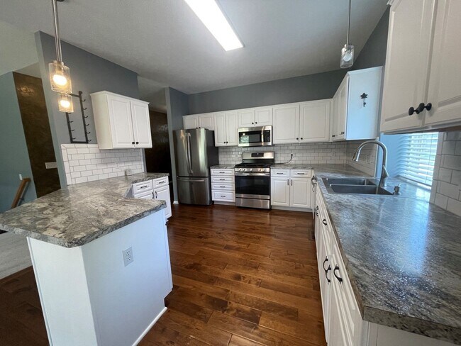Foto del edificio - Home For Rent Papillion