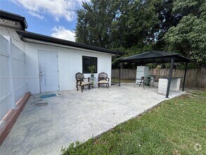 Building Photo - 1055 NW 153rd St