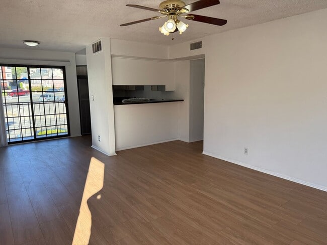 Foto del edificio - 3228 Honolulu Ave