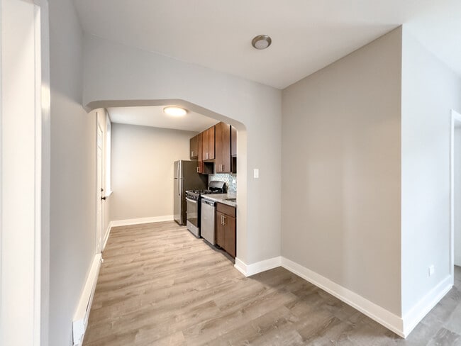 Foto del edificio - 4411 N Wolcott Ave