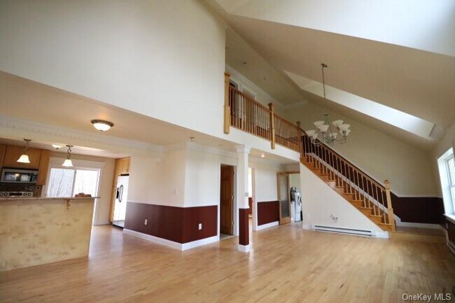 Foto del edificio - 268 Ulsterville Rd