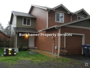 Building Photo - 1303 S Montesano St