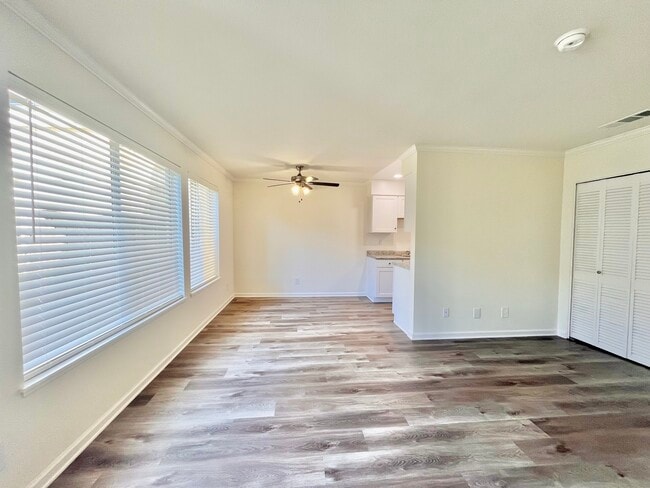 Building Photo - Bridgeport Apartment Homes