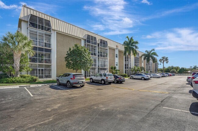 Foto del edificio - 2970 NE 16th Ave