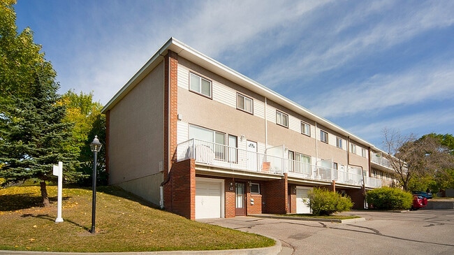 Building Photo - Cambrian Court
