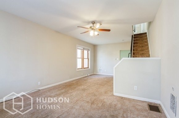 Building Photo - AVAILABLE NOW! - 1248 Luzerne St, Reading,...