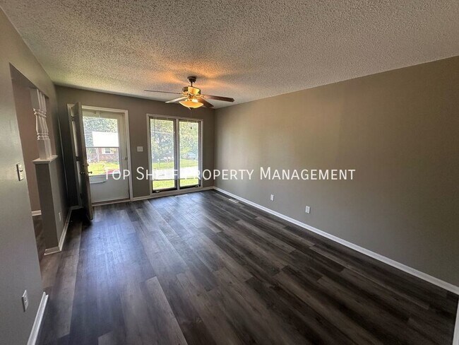 Foto del edificio - 2140 SE 9th St