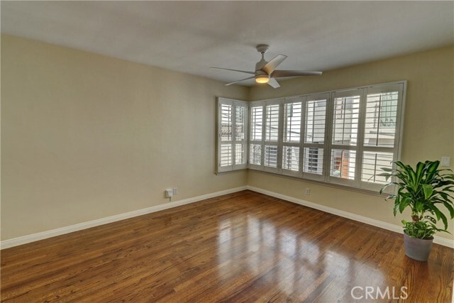 Foto del edificio - 425 Dahlia Ave