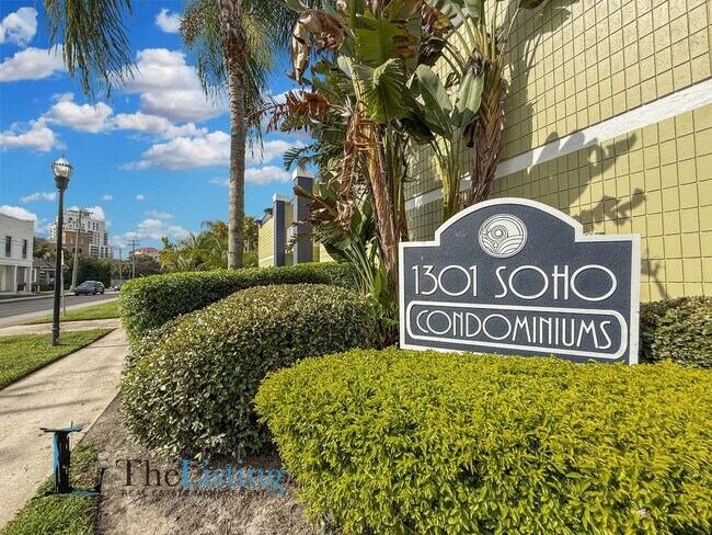 Photo - 1301 S Howard Ave Townhome