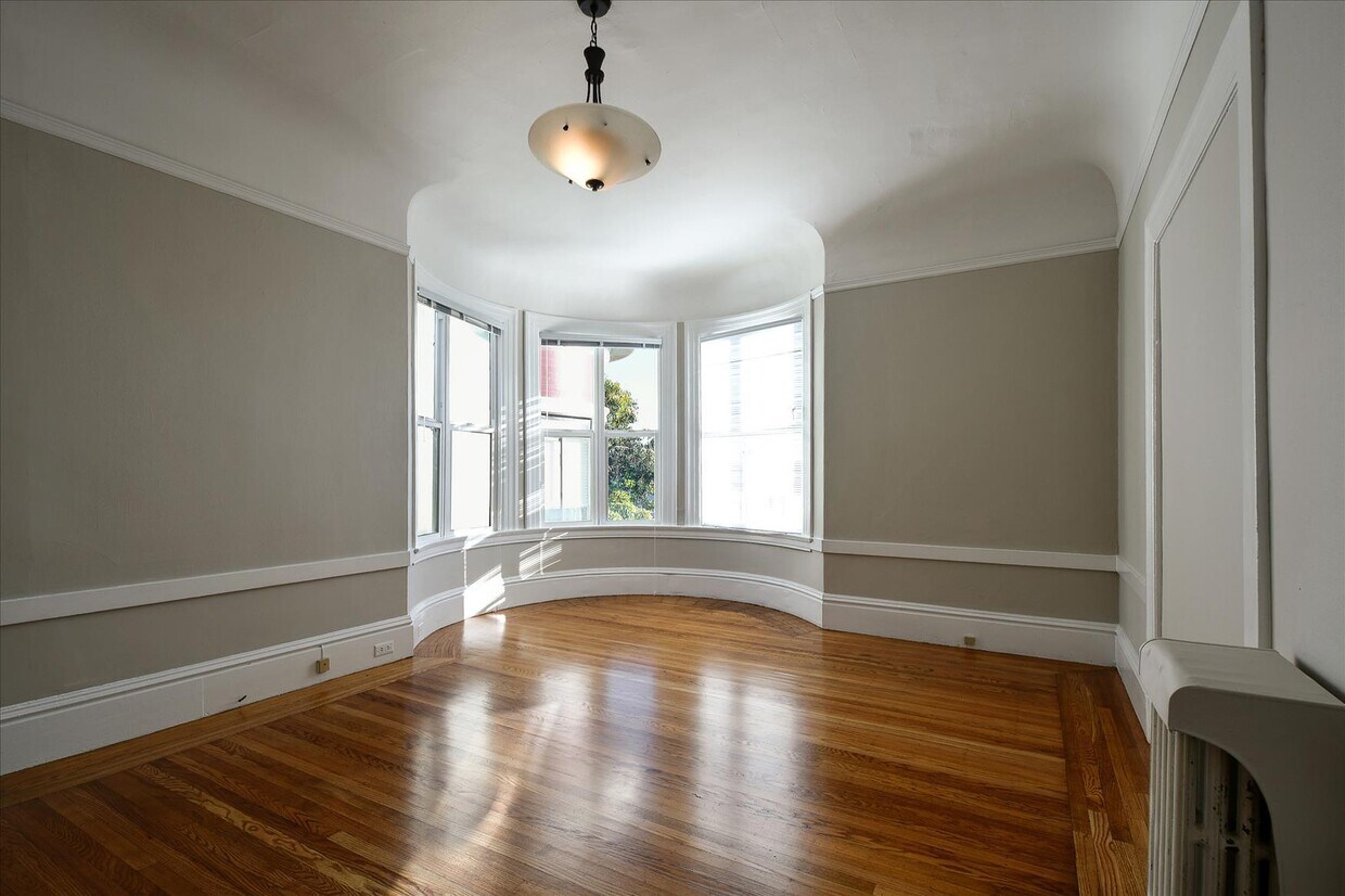 Primary Photo - 460 Duboce Ave