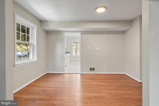 Building Photo - 10439 Courthouse Dr