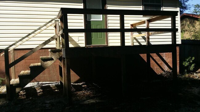 Foto del edificio - 431 Morningbird Ct