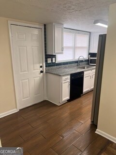 Primary Photo - 2136 Golfview Dr SE