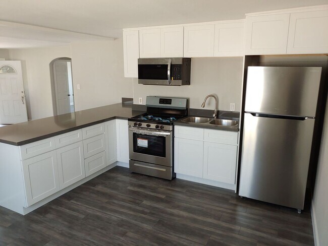 Foto del edificio - Hawthorne Duplex