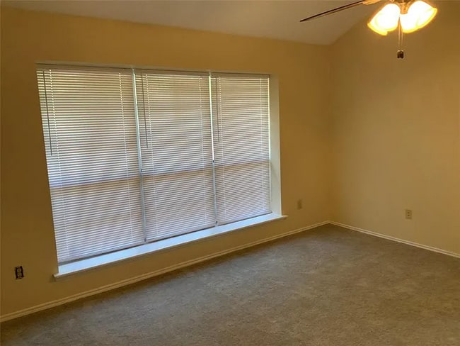 Photo - 624 Beatty Dr House