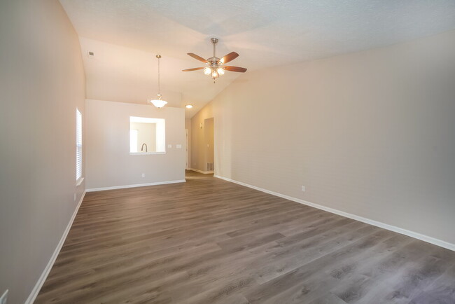 Building Photo - 7764 Sergi Canyon Dr