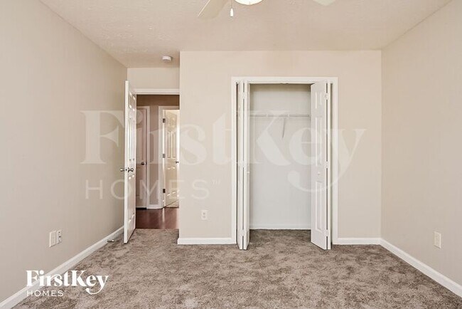 Foto del edificio - 111 Astilbe Meadow Dr