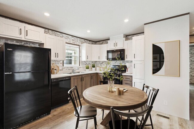 Foto del edificio - 10 Benjamin Ln