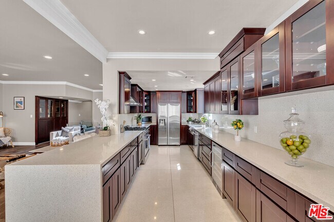 Foto del edificio - 2219 S Bentley Ave
