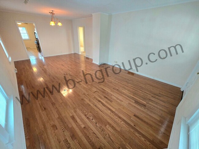Foto del edificio - New Listing!