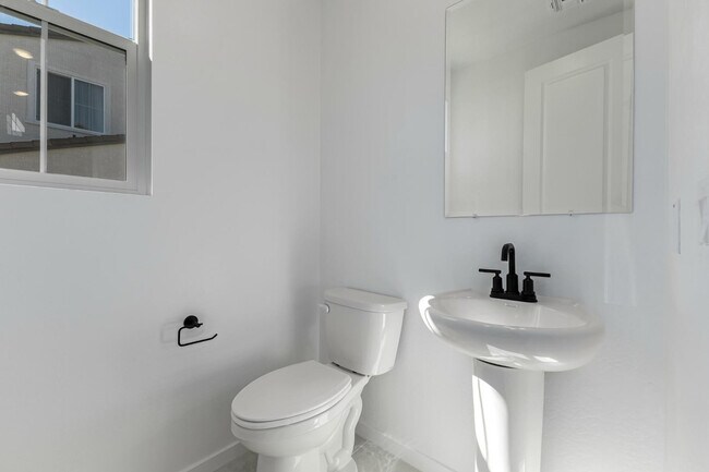 Foto del edificio - 2436 W Maximo Wy