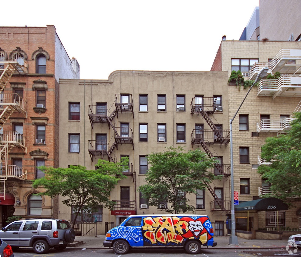 Primary Photo - 234 E 52nd St