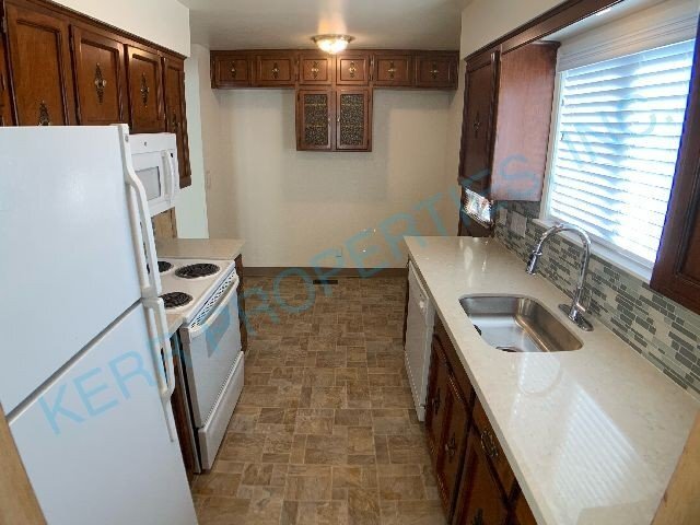 Foto del edificio - 2 Bd / 2 Bth - Ceiling Fans - Basement - C...