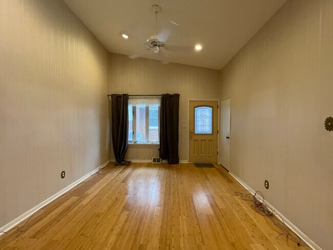 Foto del edificio - 2887 Stamford St
