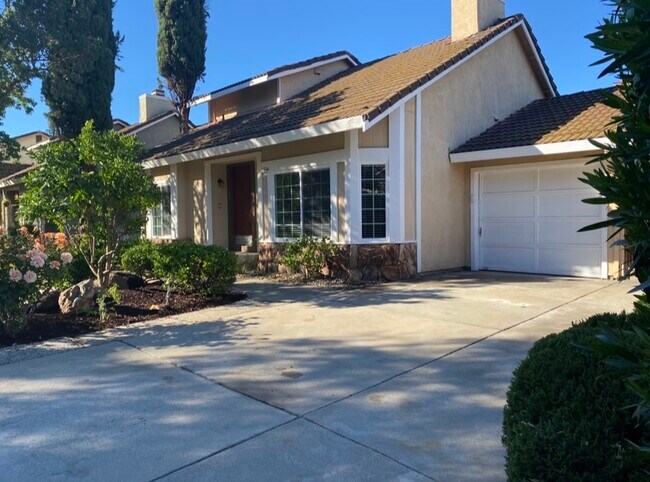 Building Photo - 1014 Kiser Dr
