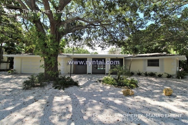 Building Photo - 506 Treasure Boat Way
