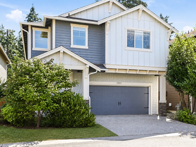 Foto del edificio - **Beautiful 4-Bedroom Home with A/C, Covered Outdoor Living & Designer Finishes in Bothell** Avai...