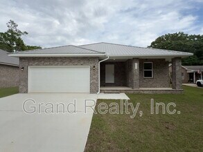 Building Photo - 7228 Par Ln