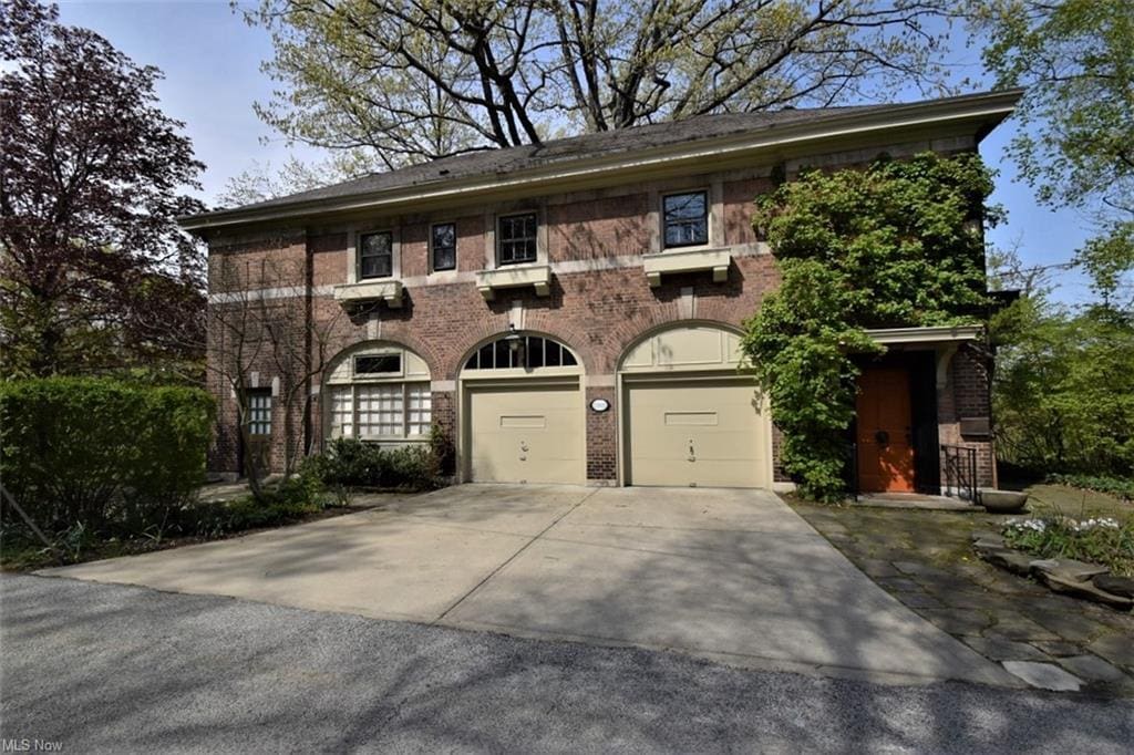 12621 Cedar Rd, Cleveland Heights, OH 44106 House for Rent in