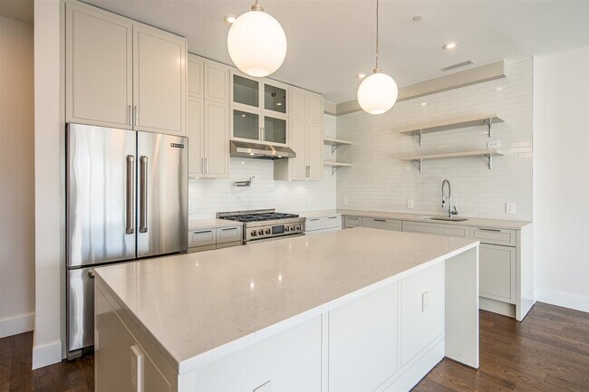 Foto del edificio - 372 9th St