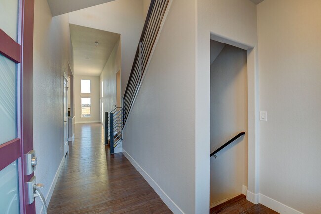 Building Photo - 8254 Misty Moon Dr