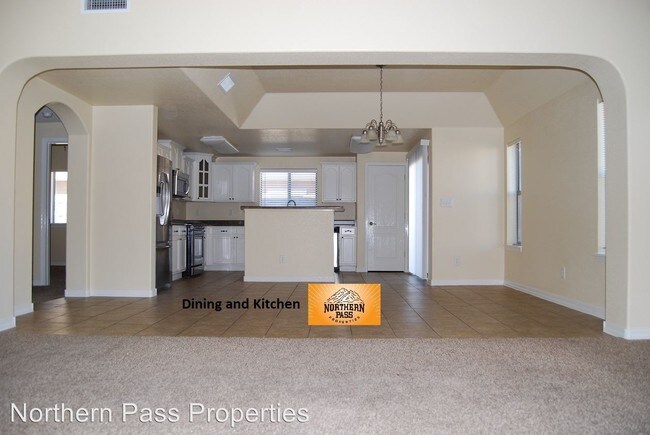 Building Photo - 14317 Coyote Trail Dr