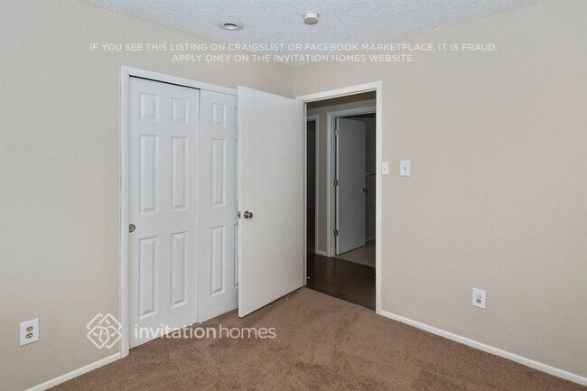 Building Photo - 2137 S Nucla Way