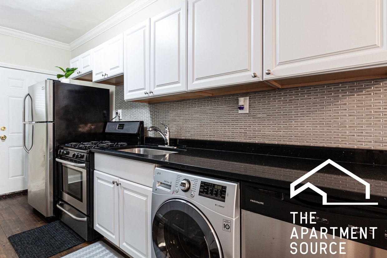 Photo - 732 West Roscoe St. Unit 1N