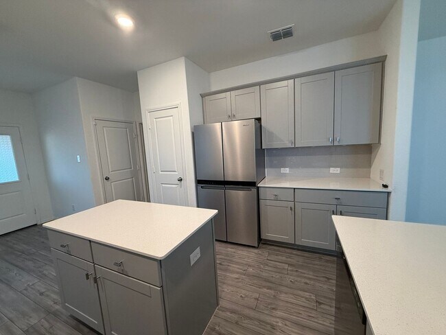 Building Photo - Great 3 bedroom in Providence Village Just...