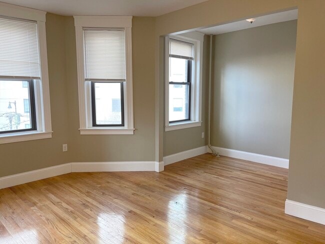 Building Photo - 660 Huntington Ave